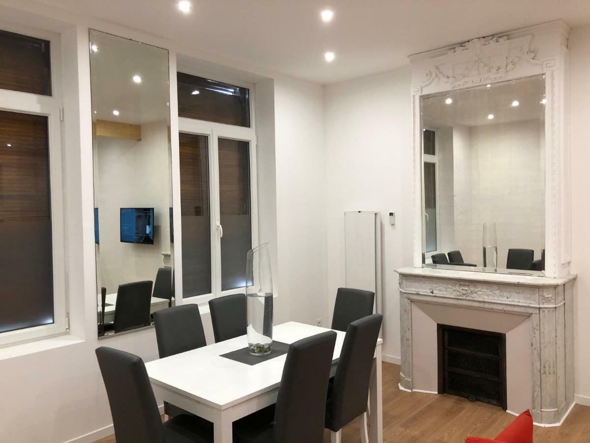 Le Petit Chez Soi Apartment Кале Екстериор снимка